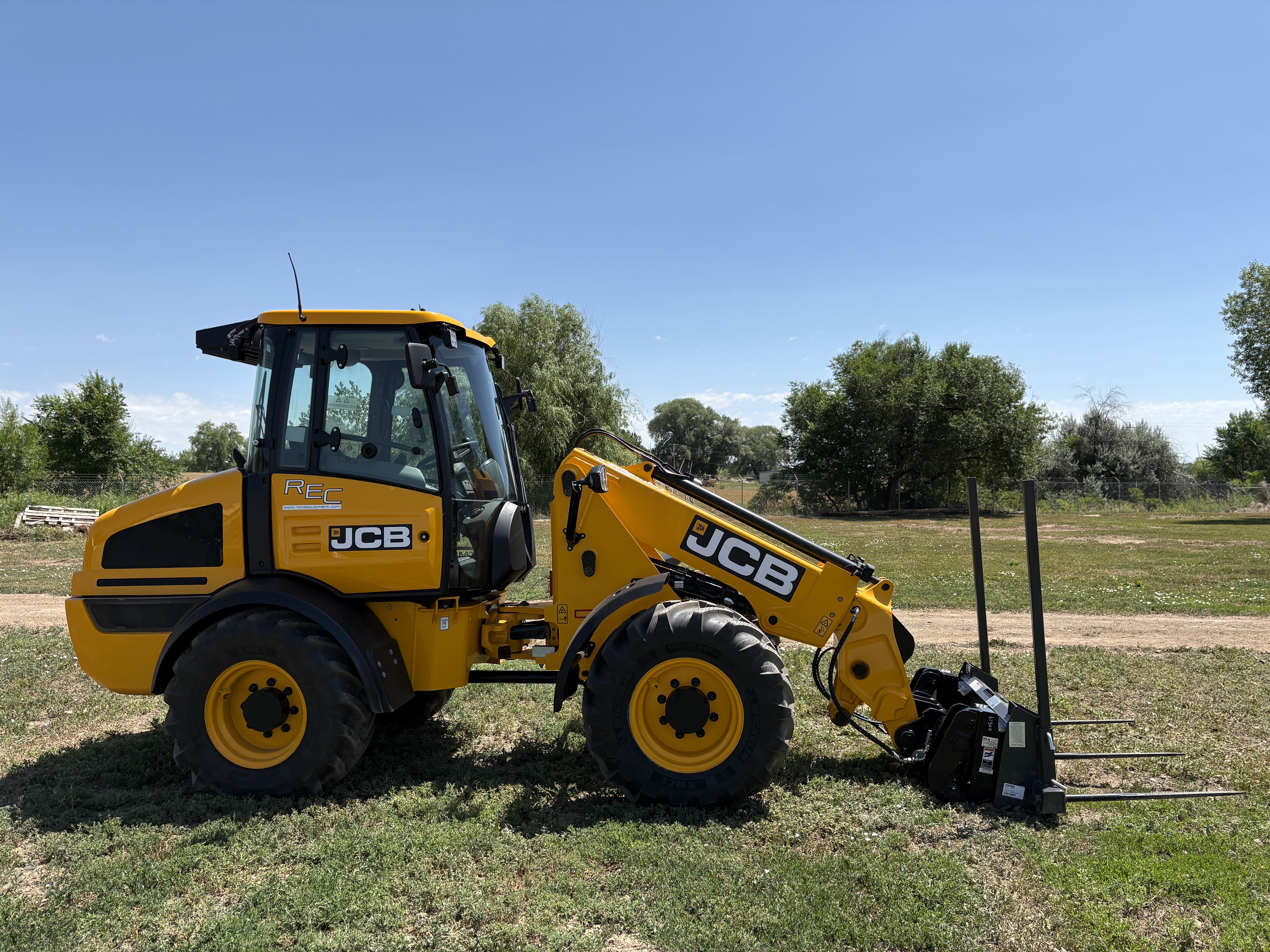 2025 JCB TM220 Wheel Loader