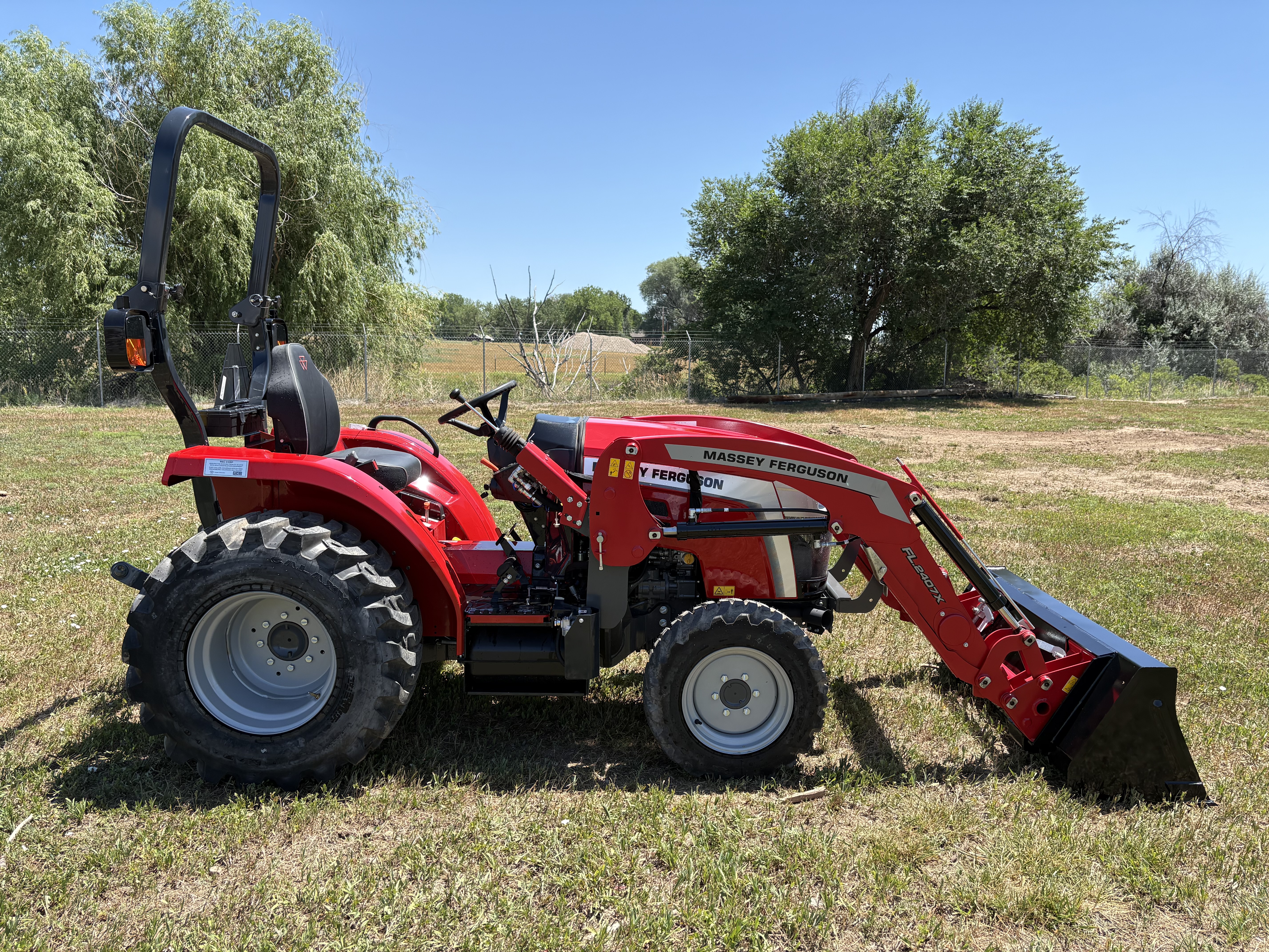 2025 Massey Ferguson MF 1E.35 Tractor