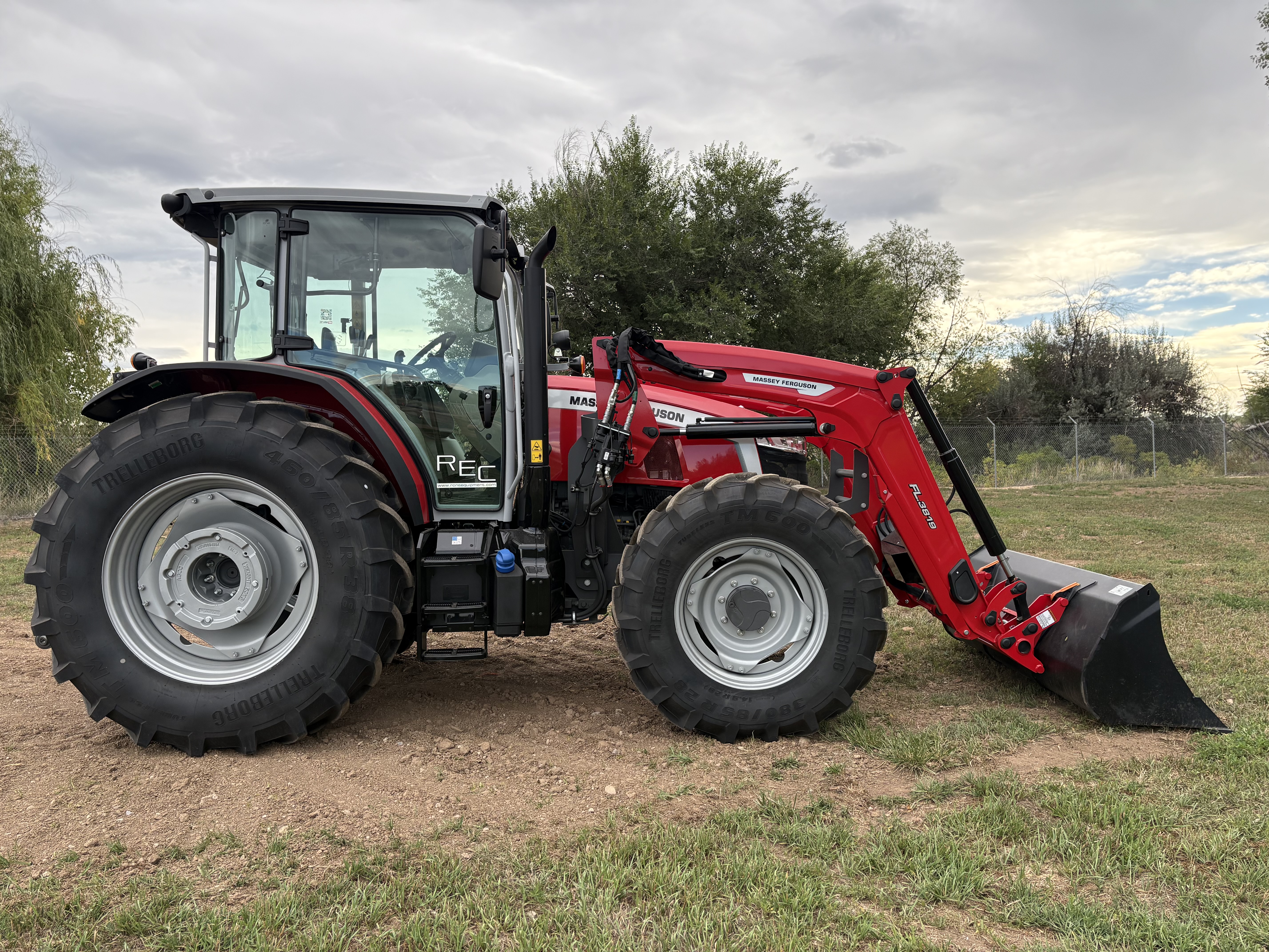 2026 Massey Ferguson MF 5M.145 Tractor